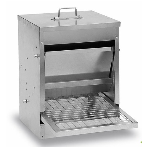 Mechanical Opening Chicken Feeder 20 Kg